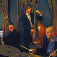 Adam Hughes Jazz Trio (photo 2)