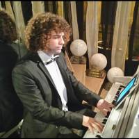 Italian Jazz Pianist  (photo 6)