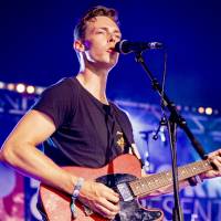 Award winning Touring Guitarist / Singer (photo 1)